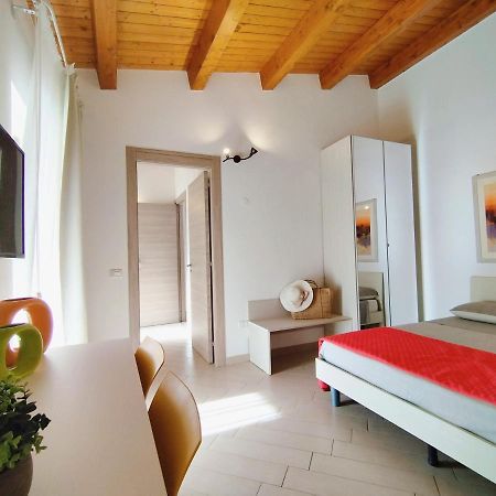Alcamo Rooms Con Garage Privato Екстер'єр фото