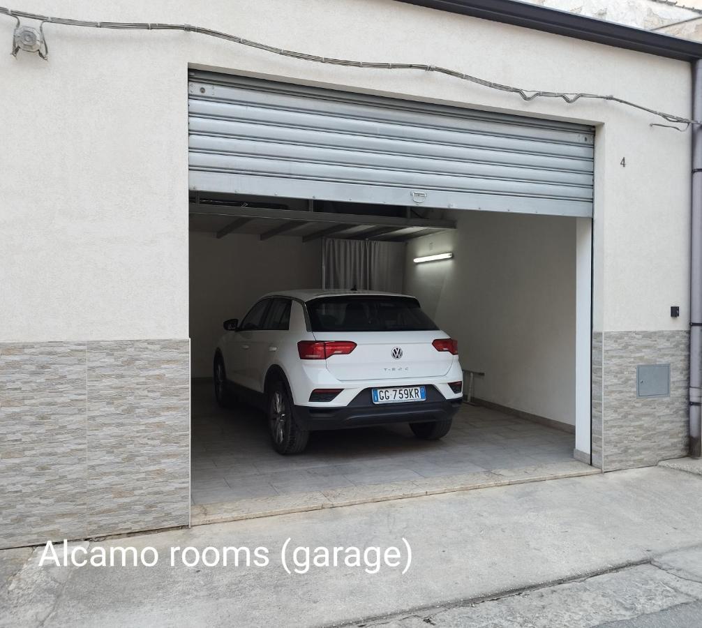 Alcamo Rooms Con Garage Privato Екстер'єр фото
