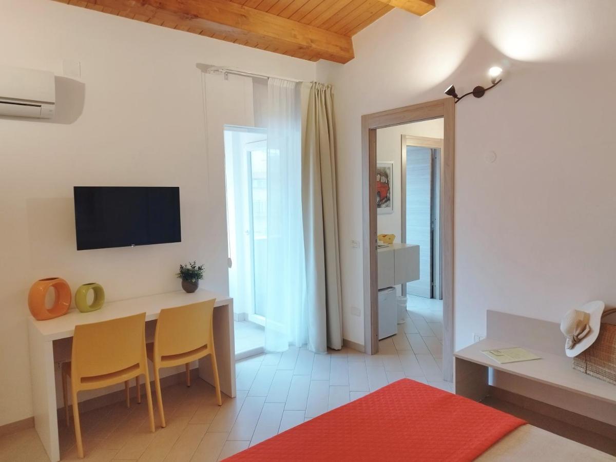 Alcamo Rooms Con Garage Privato Екстер'єр фото