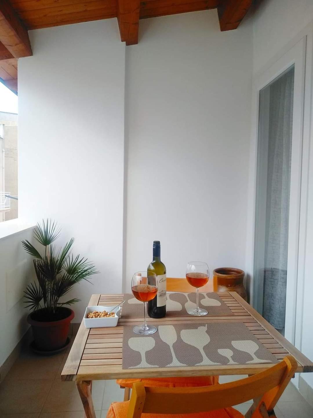 Alcamo Rooms Con Garage Privato Номер фото