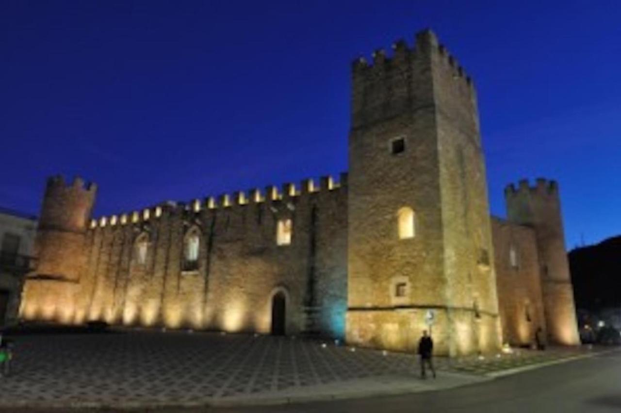 Alcamo Rooms Con Garage Privato Екстер'єр фото